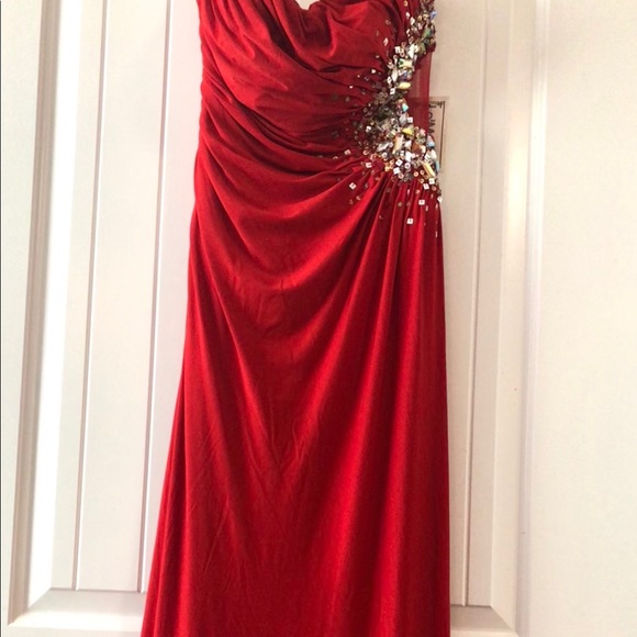 Red Prom Dress - Picture 2 of 5
